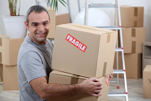 Mobile self storage unit delivered to a Chiswick home