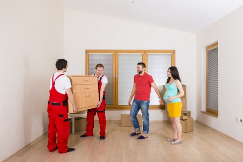 Mobile self storage for moving and business use in Chiswick